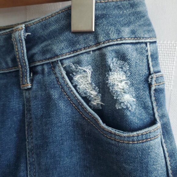 Women's size 6 denim mini skirt button down front pockets distressed style faded - Picture 4 of 6